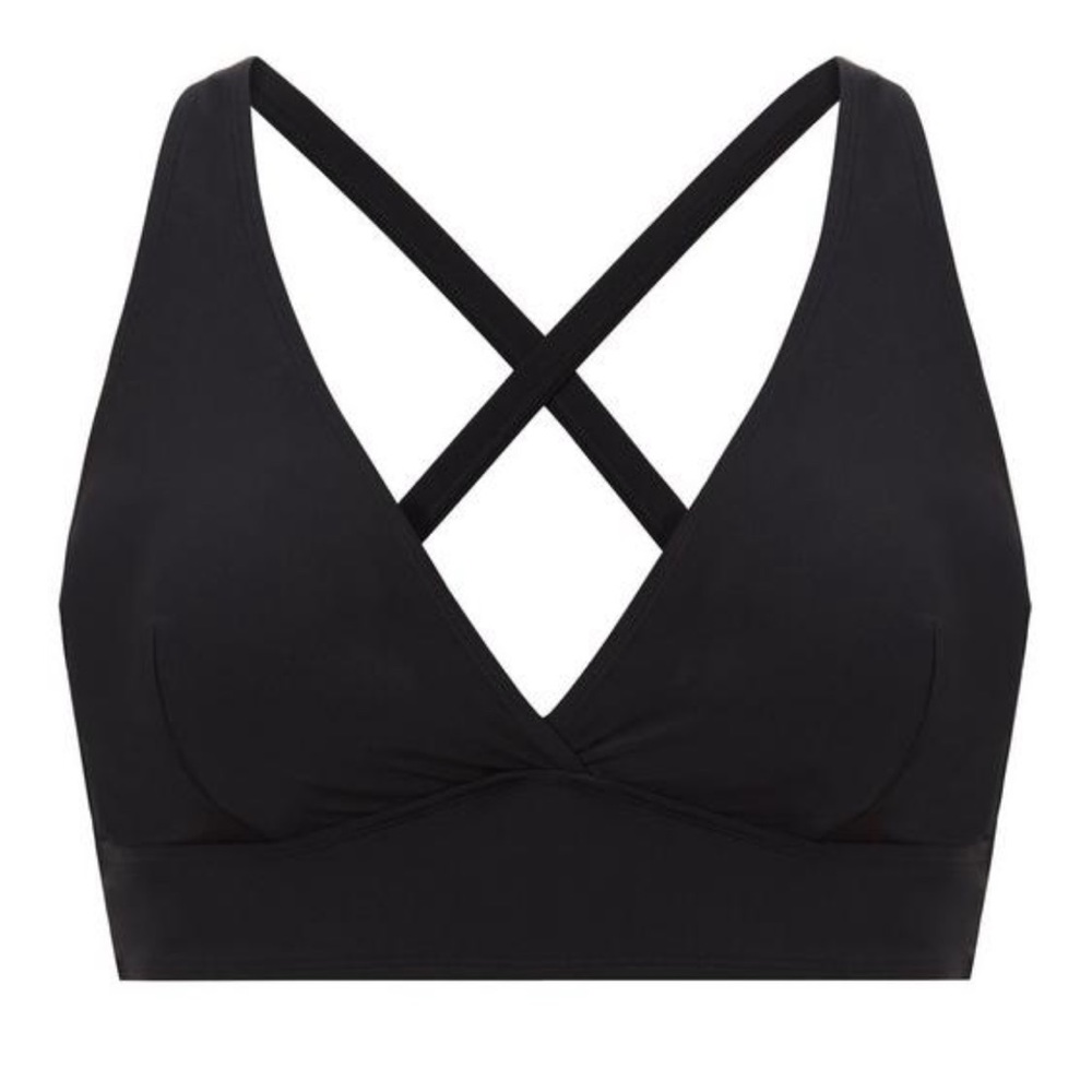 Torrid Black Wireless Triangle Bikini Top Size 6 NWT